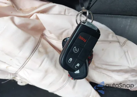 2022 Jeep Compass Latitude 4X4 from USA, damaged, VIN 3C4NJDBB4NT101786